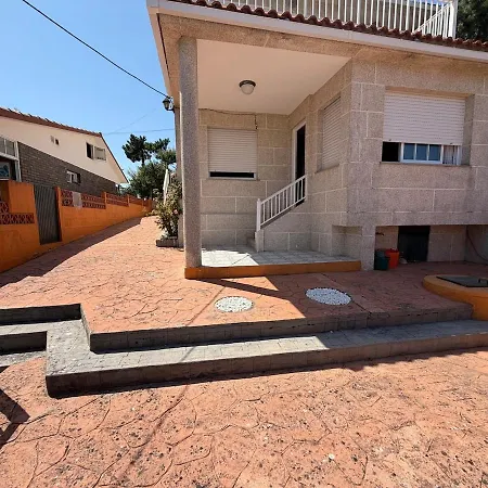 Hébergement de vacances Casa Mari Playa América *